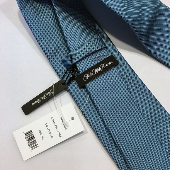 NWT Saks Fifth Avenue Blue Silk Tie & Gift Box